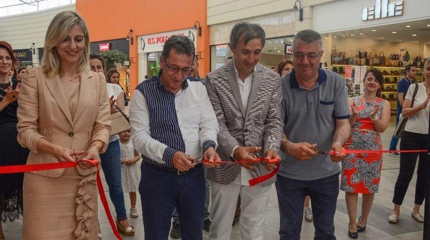 &Ouml;ğrencilerden Grafik Ve Fotoğraf Sergisi