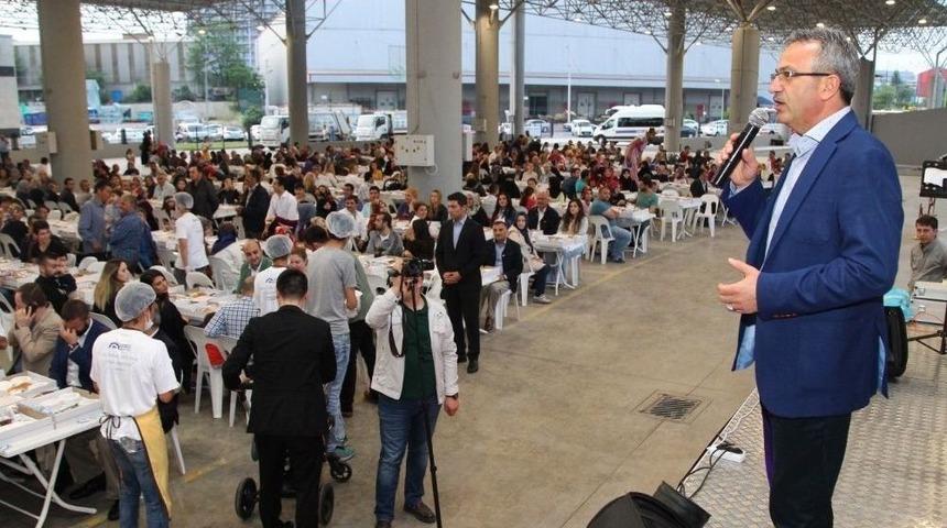 Gebze Ailesi Birlikte İftar Yaptı