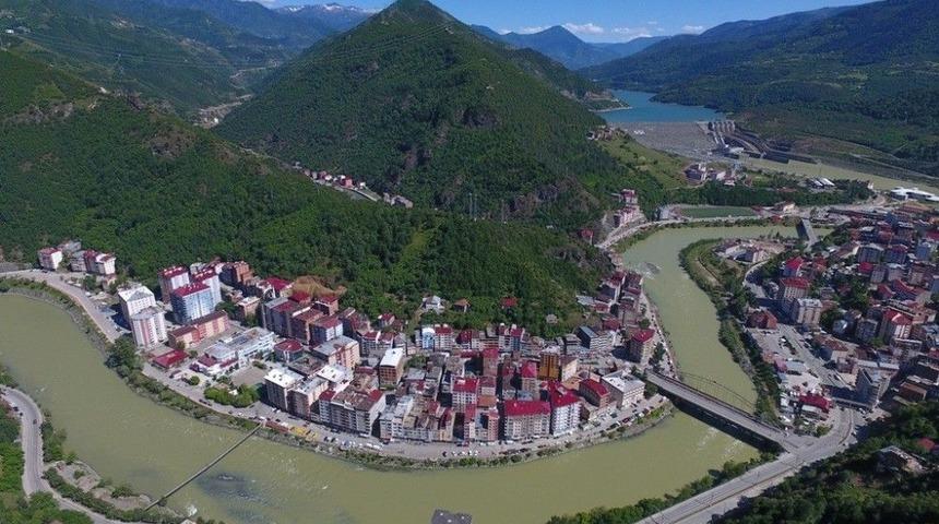 Artvin&rsquo;in Bor&ccedil;ka İl&ccedil;esi İlk Kez Havadan G&ouml;r&uuml;nt&uuml;lendi