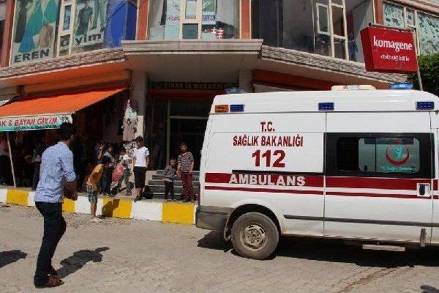 Şemdinli'de Görevli Doktor, Başına Poşet Geçirilmiş Olarak Evinde Ölü Bulundu