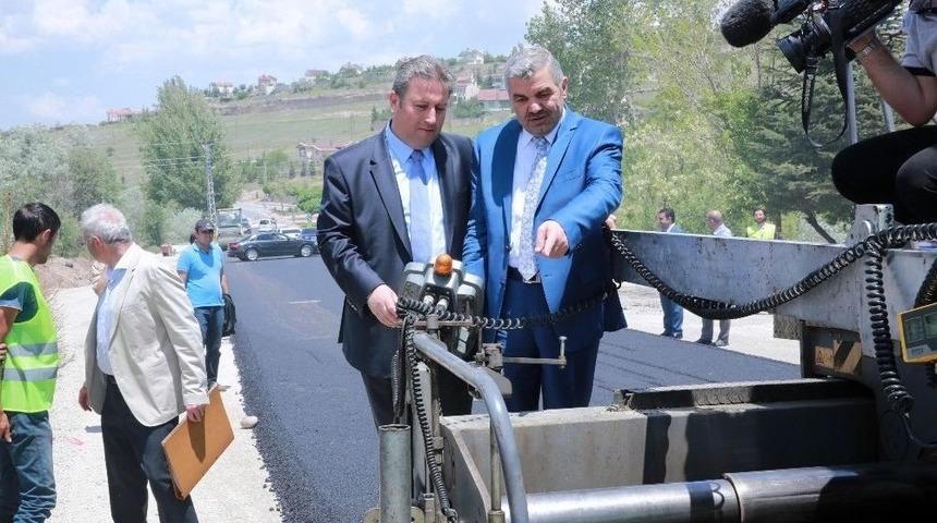 Talas&rsquo;ta Ramazan&rsquo;da Asfalt Mesaisine Devam