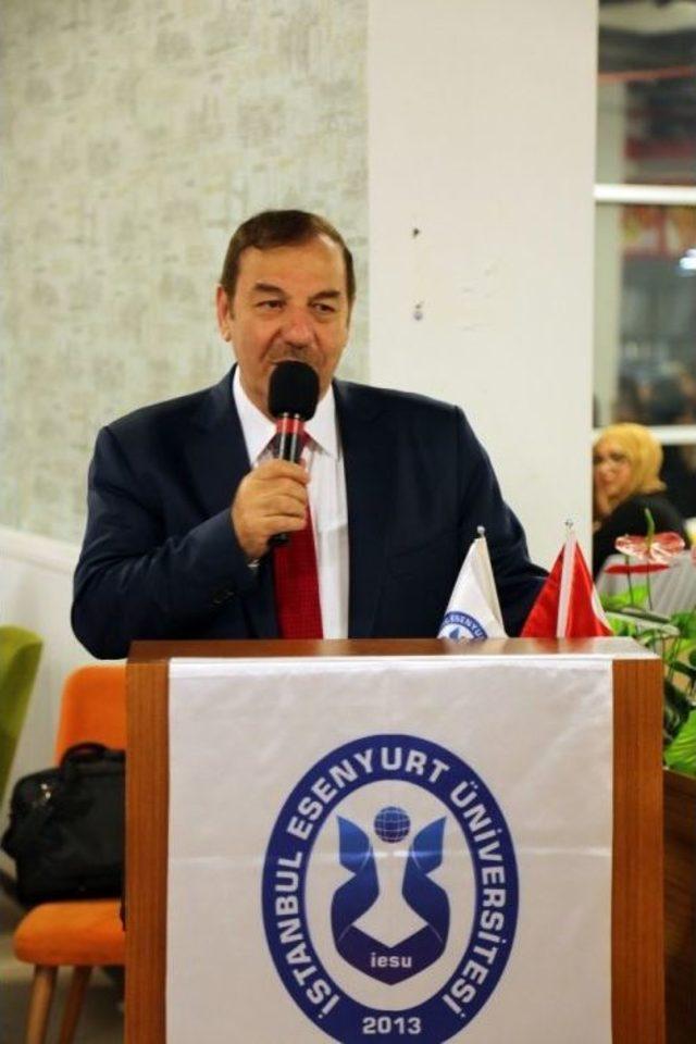 Başkan Kadıoğlu, Üniversiteliler İle Birlikte Oruç Açtı 2