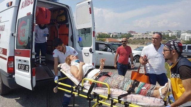 Babasının Otomobilini Kaçıran 16 Yaşındaki Çocuk Kaza Yaptı: 1 Yaralı