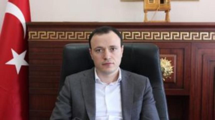 Kaymakam, Sosyal Medyadan Fotoğraf Paylaşıp, Il&ccedil;e Halkından &Ouml;z&uuml;r Diledi (2)