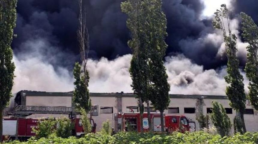 Tekirdağ'da Fabrika Yangını (2)