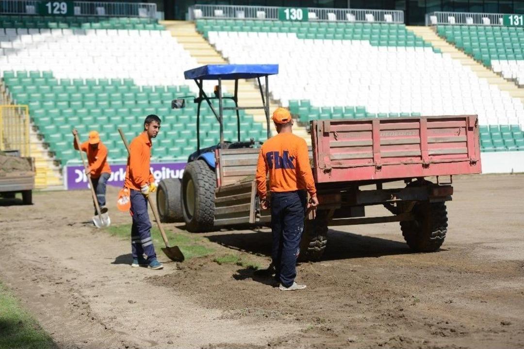 Bursaspor&rsquo;un Stadyumunda Hibrit &Ccedil;im &Ccedil;alışmaları Başladı