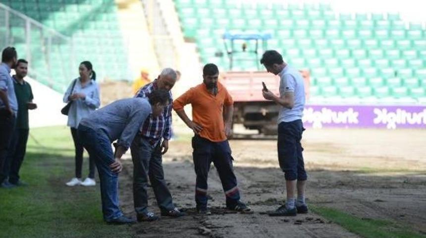 Bursa Büyükşehir Belediyesi Stadı Hibrit-Çim Zemin Oluyor