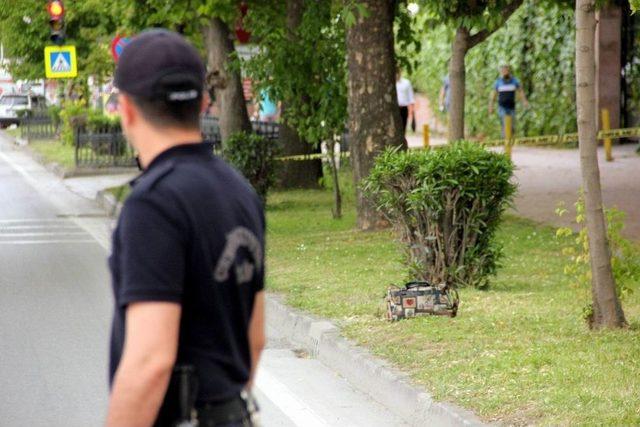 Samsun’da Şüpheli Çantadan Domates Ve Ekmek Çıktı