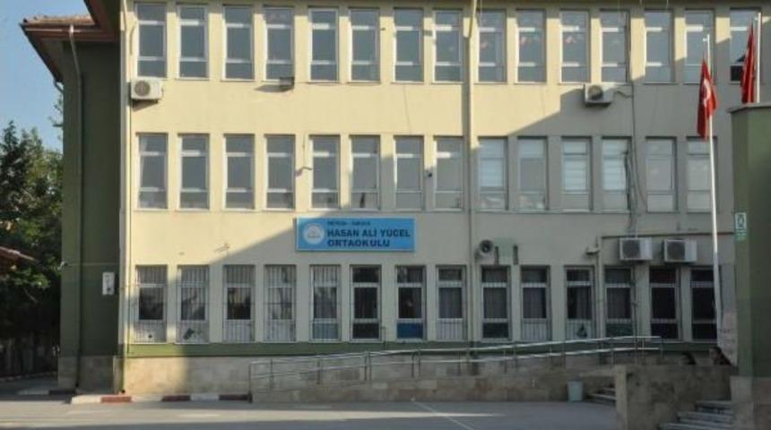 Tarsus'ta&nbsp;Sahte Diplomalı 2 &Ouml;ğretmen G&ouml;revden Alındı