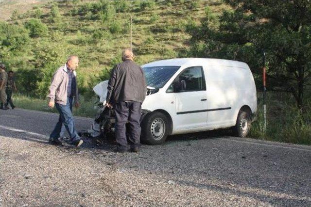 Çelikhan'da Kaza: 5 Yaralı