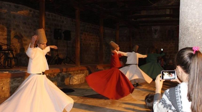 Tarihi Han&rsquo;da Semazen G&ouml;sterisi