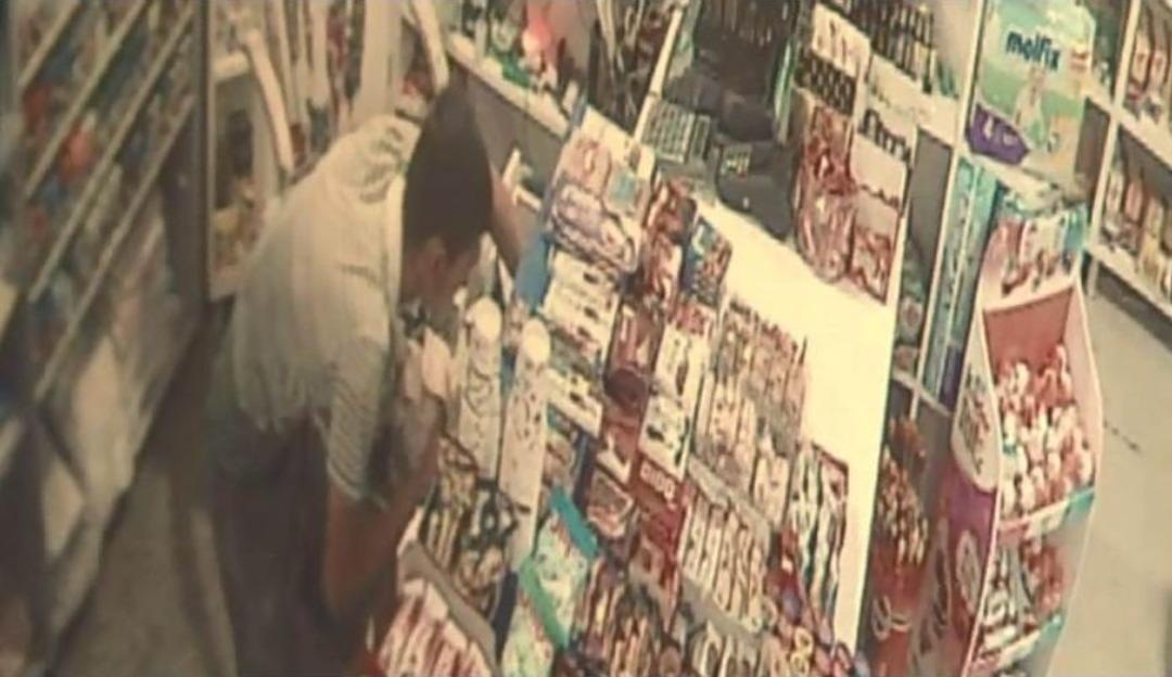 Jet Hırsız 30 Saniyede Kasadaki 12 Bin Tl&rsquo;yi &Ccedil;alıp Ka&ccedil;tı