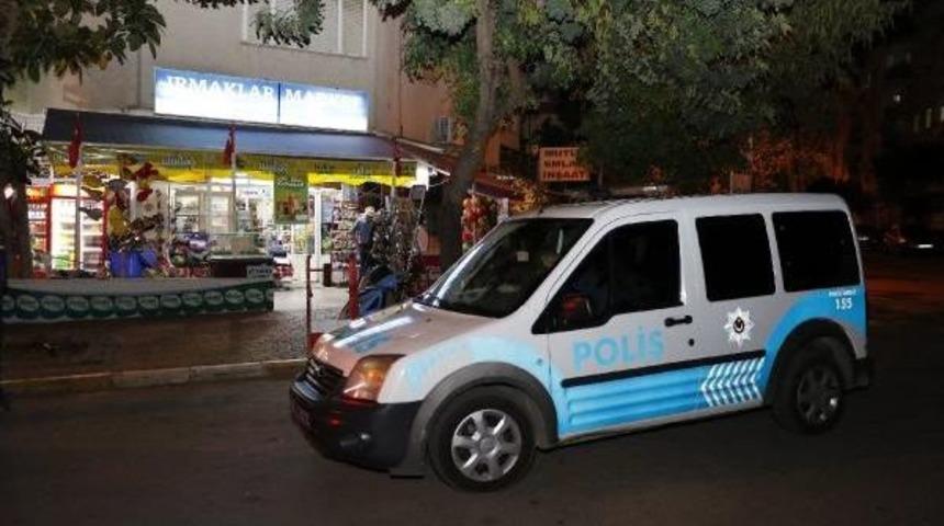 Markete Giren Hırsız 'avu&ccedil;' Dolusu Parayı 1 Dakikada &Ccedil;aldı