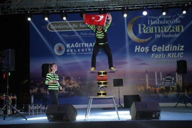 Kağıthane’De Sokak Iftarı Geleneği Bu Kez Çocuklarla Yaşatıldı