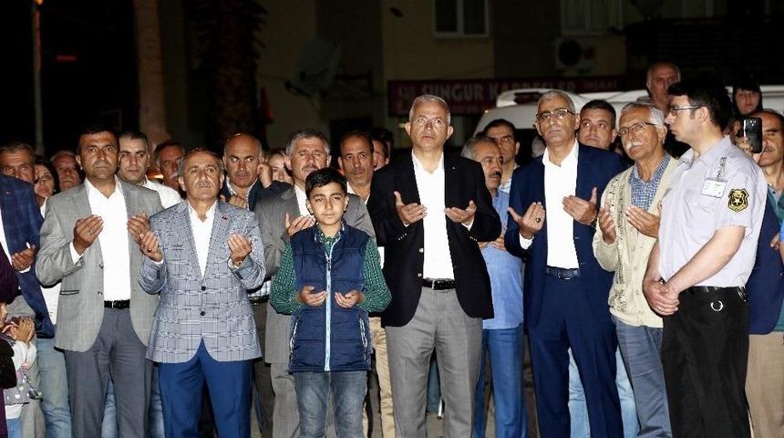 Ramazan Sokakları Dolup Taşıyor