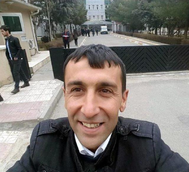 Adliye Önünde Selfie Çekimine Hazırlık Duruşmasında Beraat