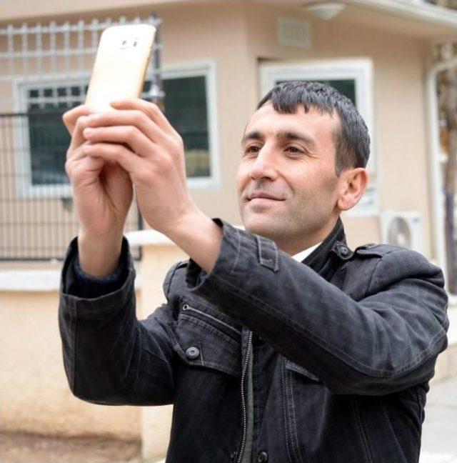 Adliye Önünde Selfie Çekimine Hazırlık Duruşmasında Beraat