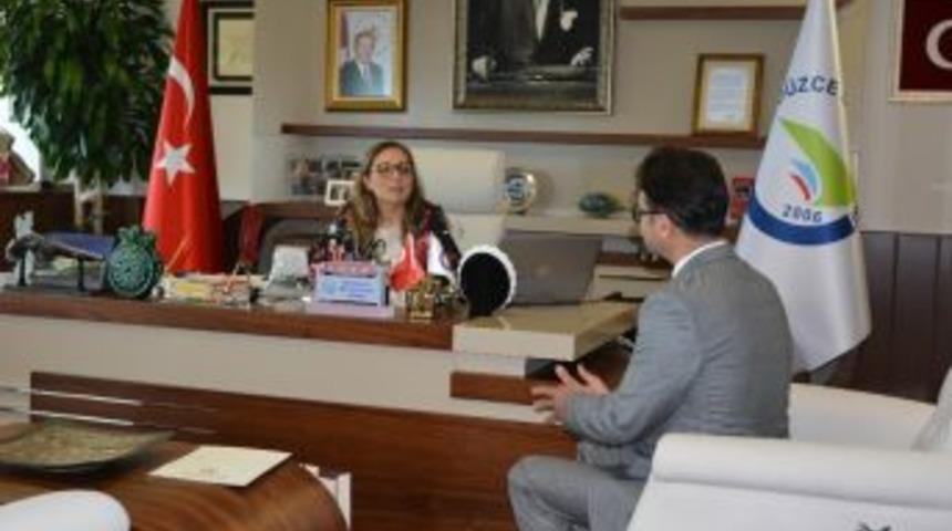 A&ccedil;ık Kapı Uygulamasıyla Yenilik&ccedil;i Fikirleri Ortaya &Ccedil;ıkarıyor