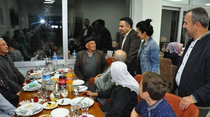 Şehit Aileleri Ve Gazilere İftar