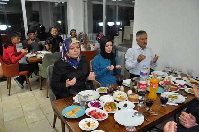 Şehit Aileleri Ve Gazilere İftar 2