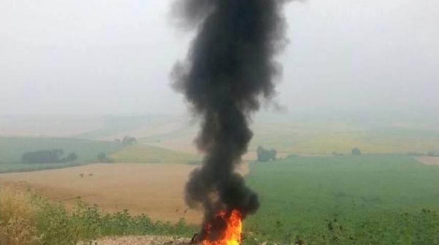 Petrol Boru Hattına Hırsızlık I&ccedil;in Vana Takılırken Yangın &Ccedil;ıktı