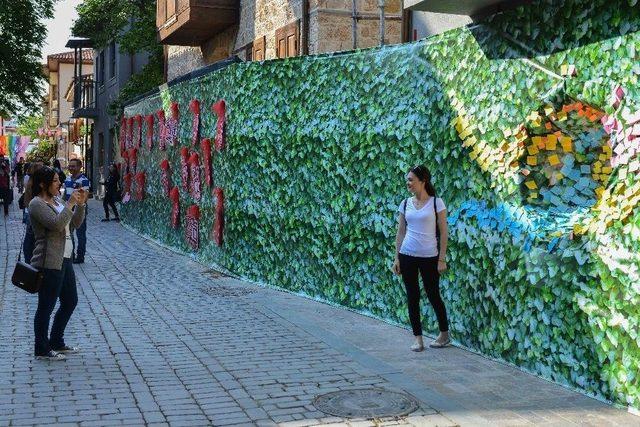 Kaleiçi’nin Her Köşesinde Festival