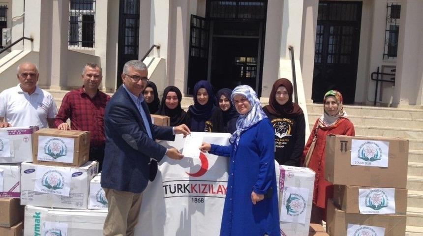 Lise &Ouml;ğrencilerinden İyilik Hareketi