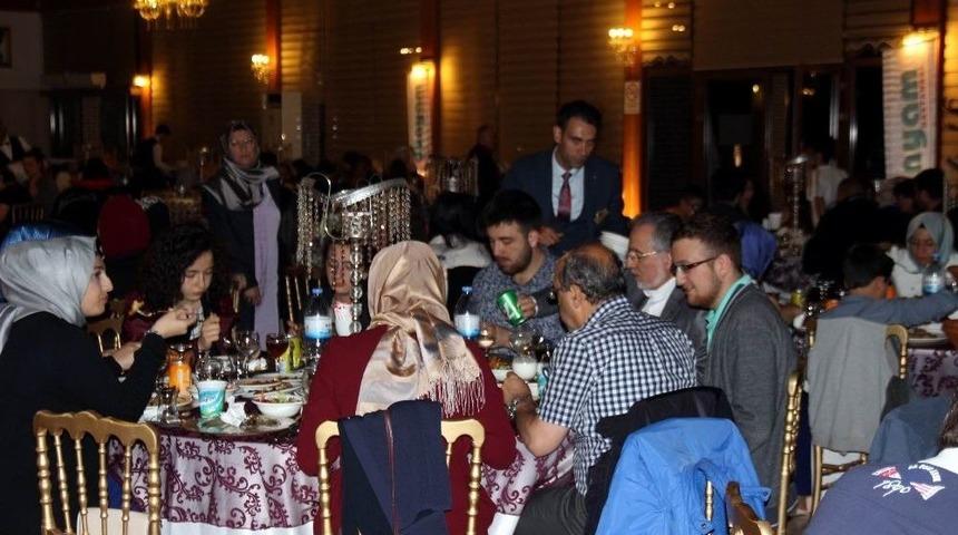 D&uuml;nyam Hastanesi Başhekimi Dr. Erol Bedir: