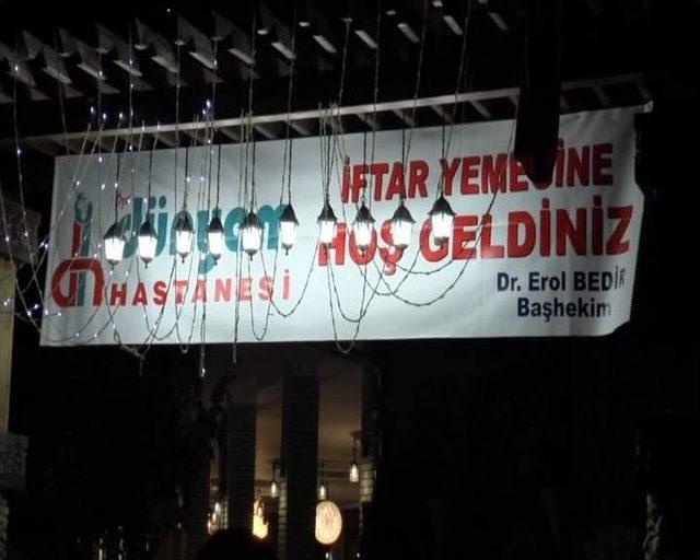 D&uuml;nyam Hastanesi Başhekimi Dr. Erol Bedir: 1