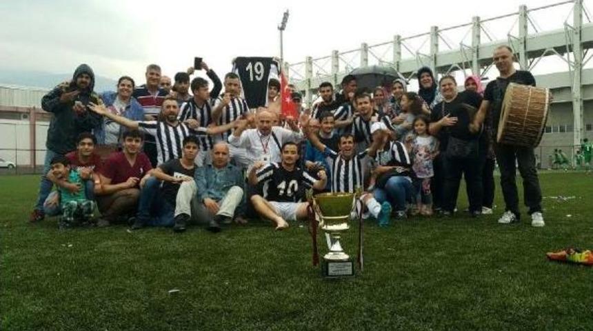 Manisa İşitme Engelliler Futbol Kul&uuml;b&uuml; 1'inci Lig'e &Ccedil;ıktı