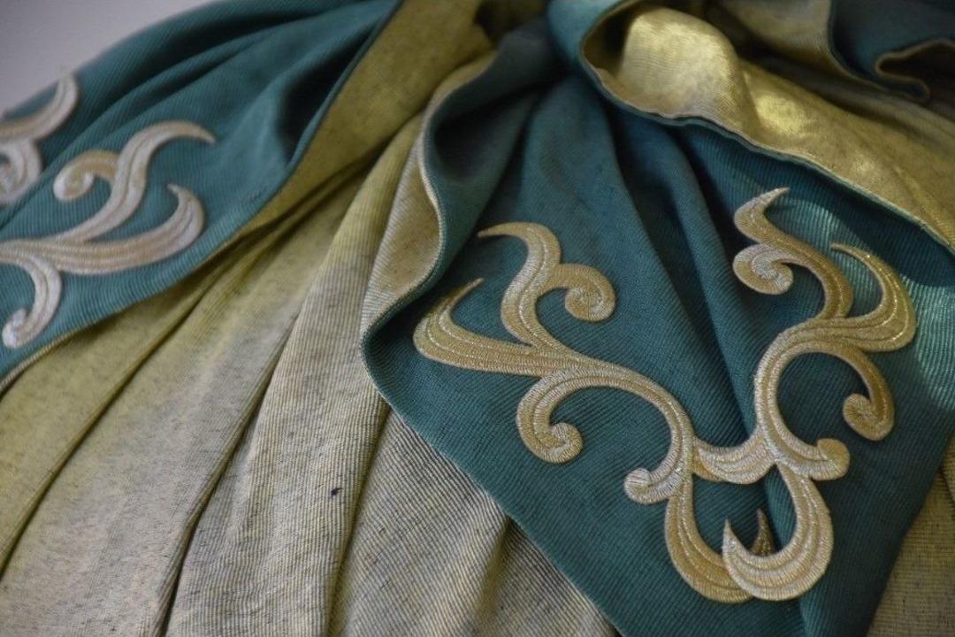 Y&uuml;zyıllık Saray Kumaşı Kursiyerlerin Şekil Alıyor