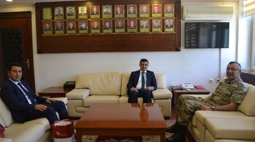 Asp İl M&uuml;d&uuml;r&uuml; İlbaş, Jandarma B&ouml;lge Komutanı Alpar İle Bir Araya Geldi