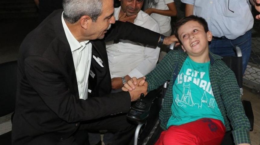 Haliliye Belediyesi Engellilerin Ailelerine Gıda Yardımı Yaptı