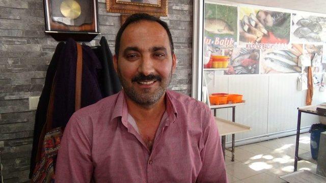 Karaman’da Balık Restoranına Giren Hırsız, Kasada Bulunan Bozuk Paraları Çaldı