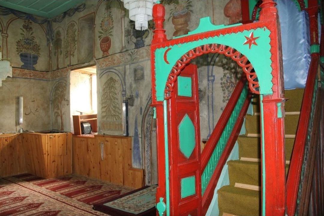 500 Yıllık Tarihin İzlerini Taşıyan Cami