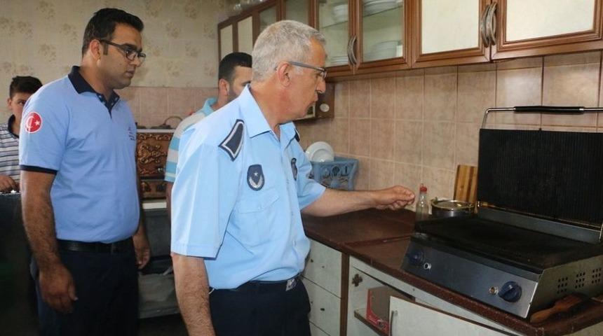 Otob&uuml;s Terminalinde Gıda Ve Temizlik Denetimi