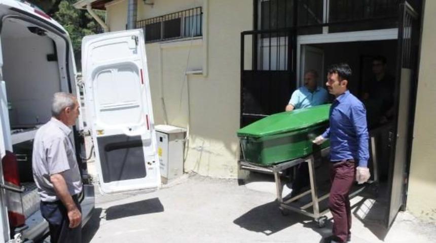 Cezaevinde G&ouml;revli Asker; N&ouml;bet Kul&uuml;besinde Intihar Etti