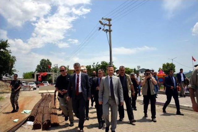 Vali Aksoy, Komutanlarla Birlikte Operasyon Bölgesinde