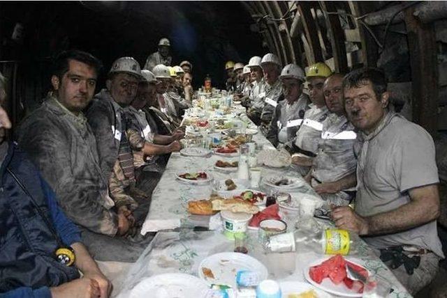 Eroğlu Ve Demirci Gelik’te Madenci İle İftar Açtı 1