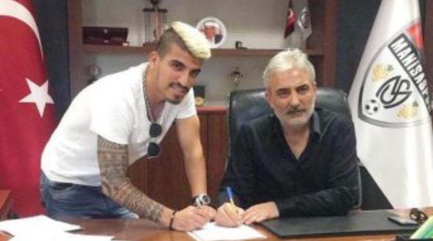 Manisaspor'da Ilk Imza Abd&uuml;lkadir'den