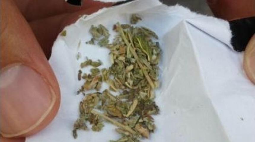 Sivas&rsquo;ta Uyuşturucu Operasyonunda 3 Tutuklama