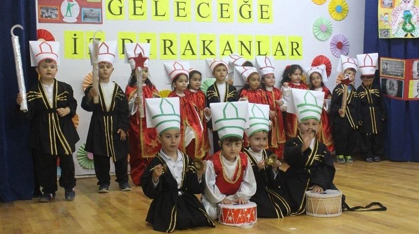 Miniklerin ’’geçmişten Geleceğe İz Bırakanlar’’ Etkinliği