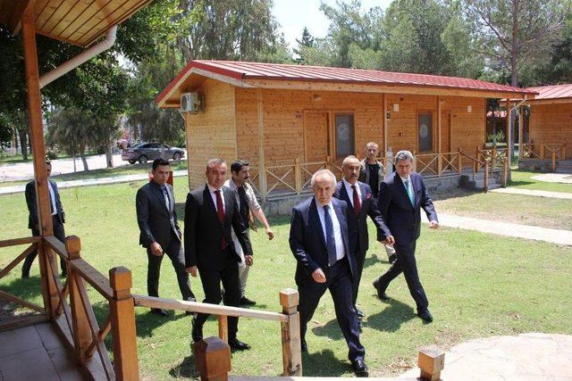 Vali Ata&rsquo;dan &Ccedil;arpık Yapılaşma Tepkisi 1