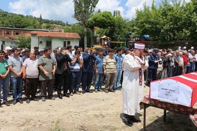 Vefat Eden Pazarlarlı Kıbrıs Gazisi Askeri Törenle Toprağa Verildi