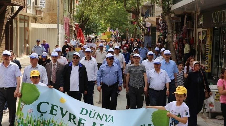 Darıca, D&uuml;nya &Ccedil;evre Haftasında Y&uuml;r&uuml;d&uuml;