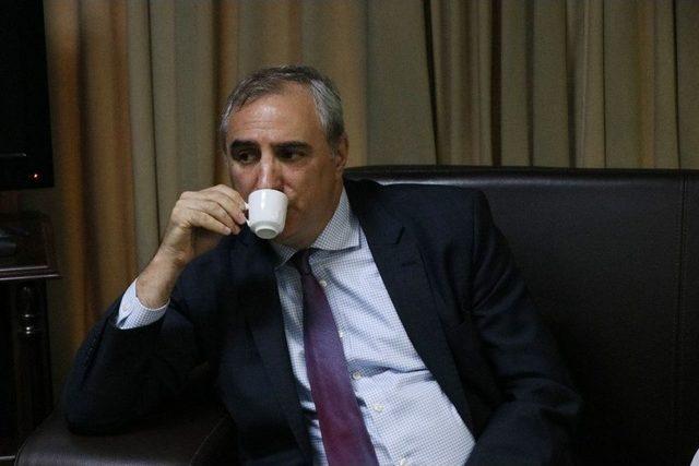 İsrail B&uuml;y&uuml;kel&ccedil;isi Naeh: &ldquo;katar Bir An &Ouml;nce Ter&ouml;ristlerden Kurtulmalı&rdquo; 1