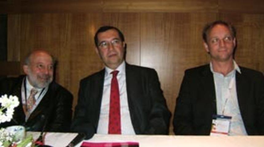 Yumurtalık ve Rahim Nakli Ger&ccedil;ek mi Oluyor?