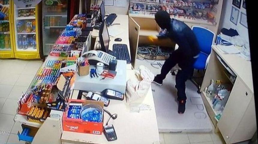 Akaryakıt Istasyonlarından Hırsızlığa G&ouml;zaltı