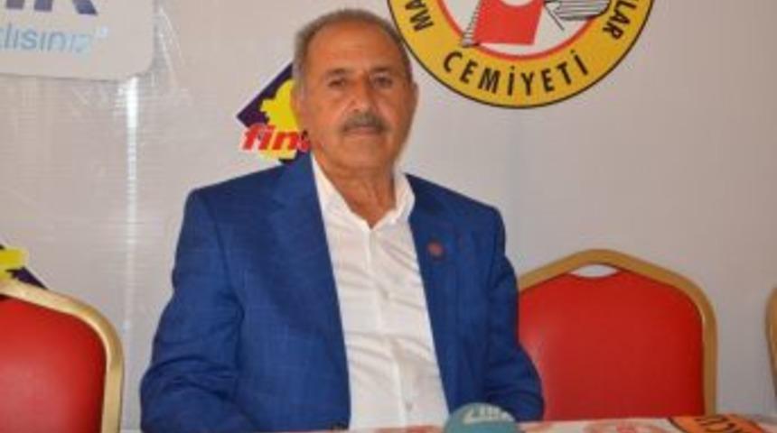 Dilek Mahalle Muhtarı Osman Karavcı&rsquo;den Yol Eylemine Destek