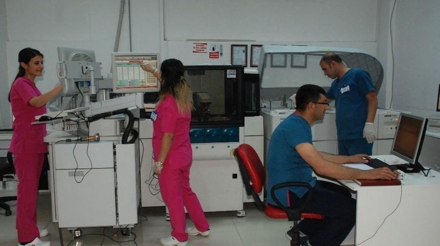 Modern Cihazlarla Laboratuvar Hizmeti